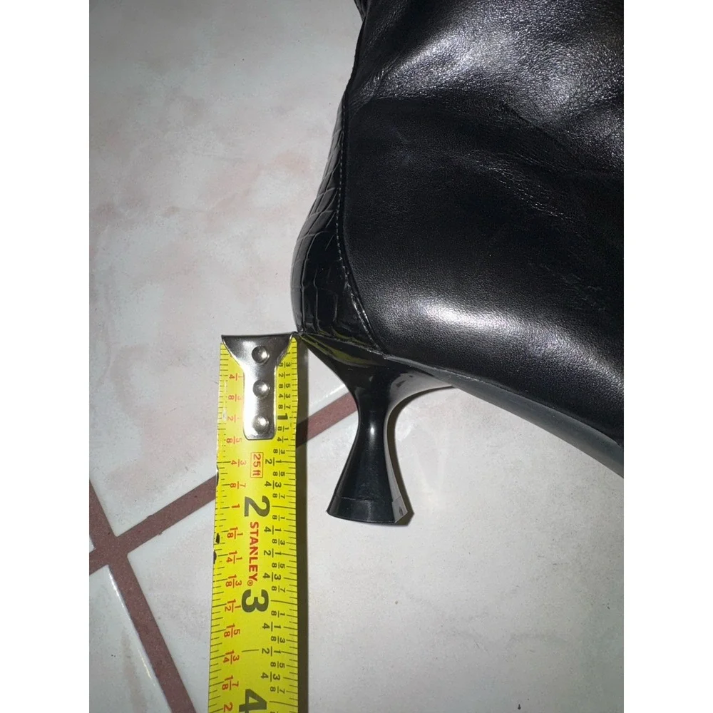 NWOB Alex Marie Sleek Black Kitten Heeled Boots Croc Leather Stripe Size 7 - Picture 11 of 11